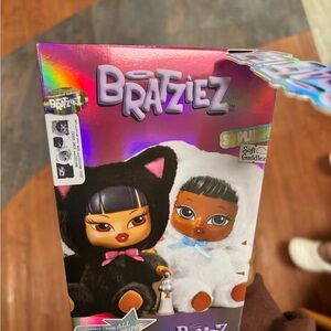 Bratziez keychains